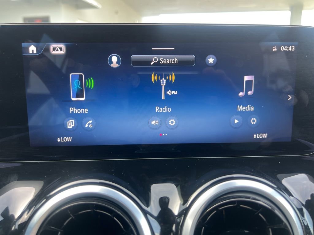 Used 2025 Mercedes-Benz GLA 250 4MATIC image 57