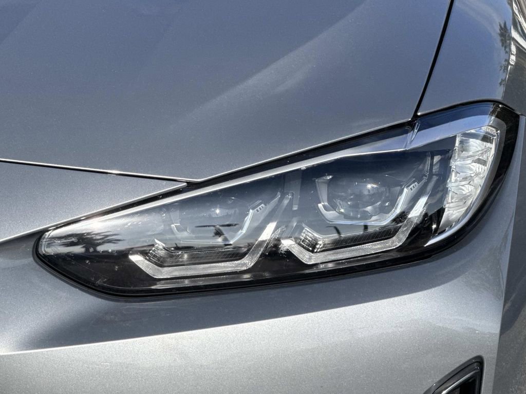 Used 2024 BMW i4 eDrive40 image 10