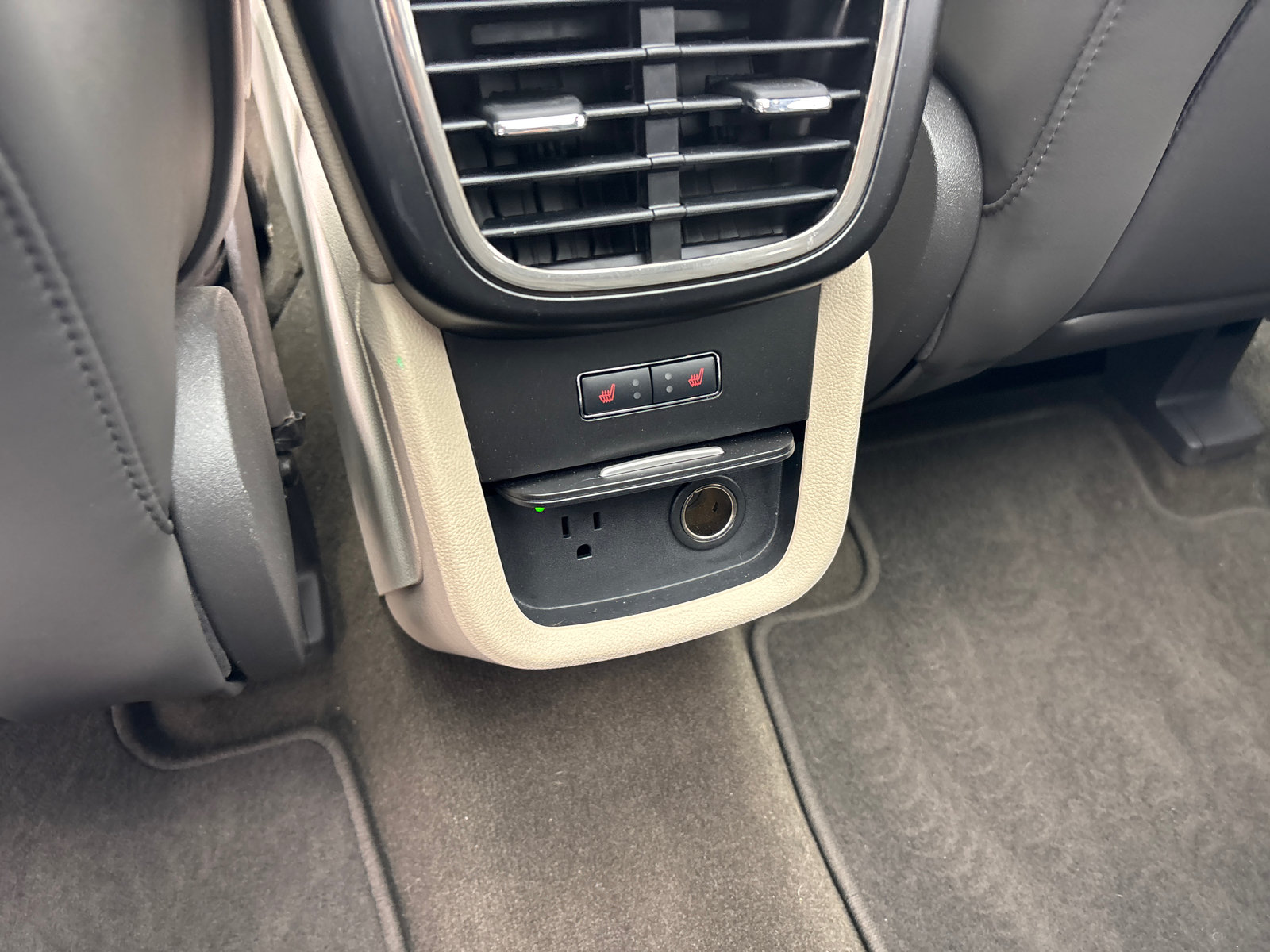 Used 2019 Lincoln Nautilus Reserve AWD/4WD image 30