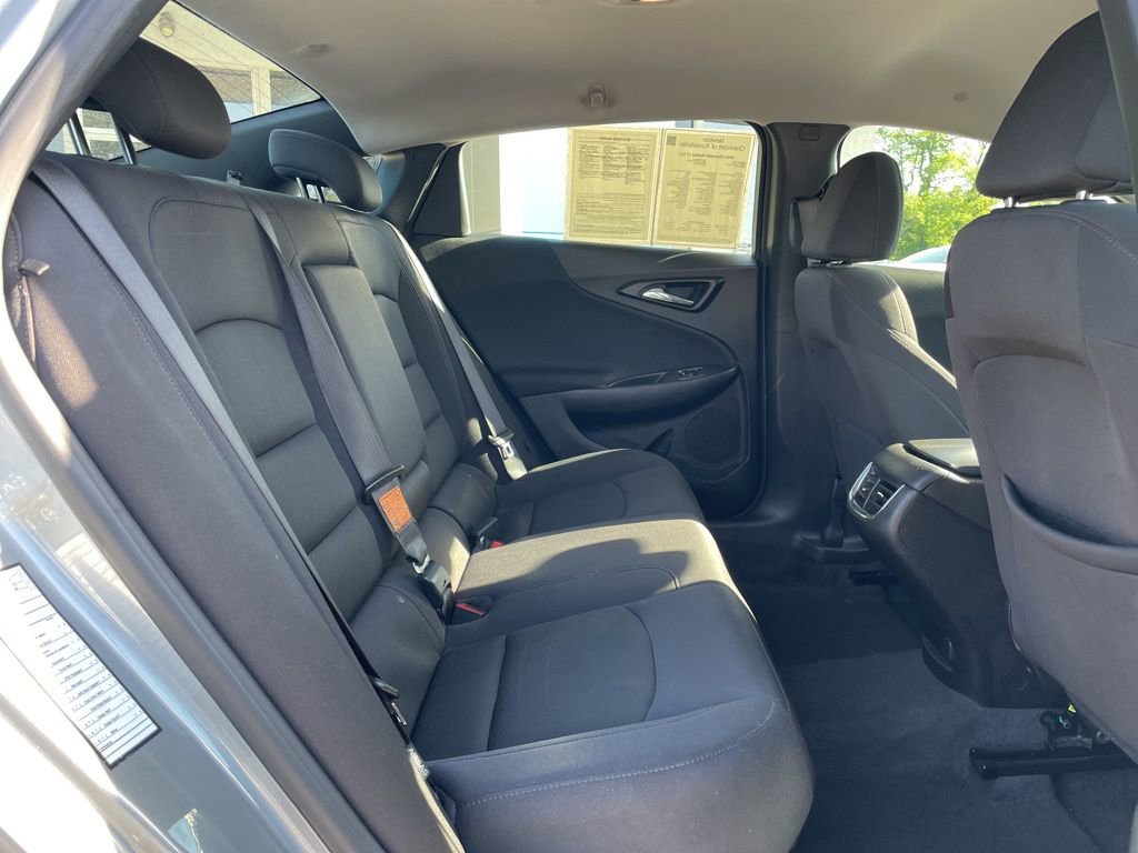 Used 2024 Chevrolet Malibu LT FWD image 31