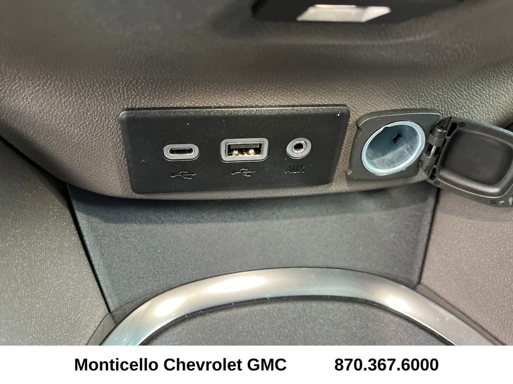 Used 2023 Chevrolet Malibu LT image 26