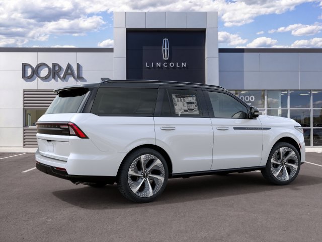 New 2027 Lincoln Navigator Black Label w/ Black Label Special Edition AWD/4WD image 6