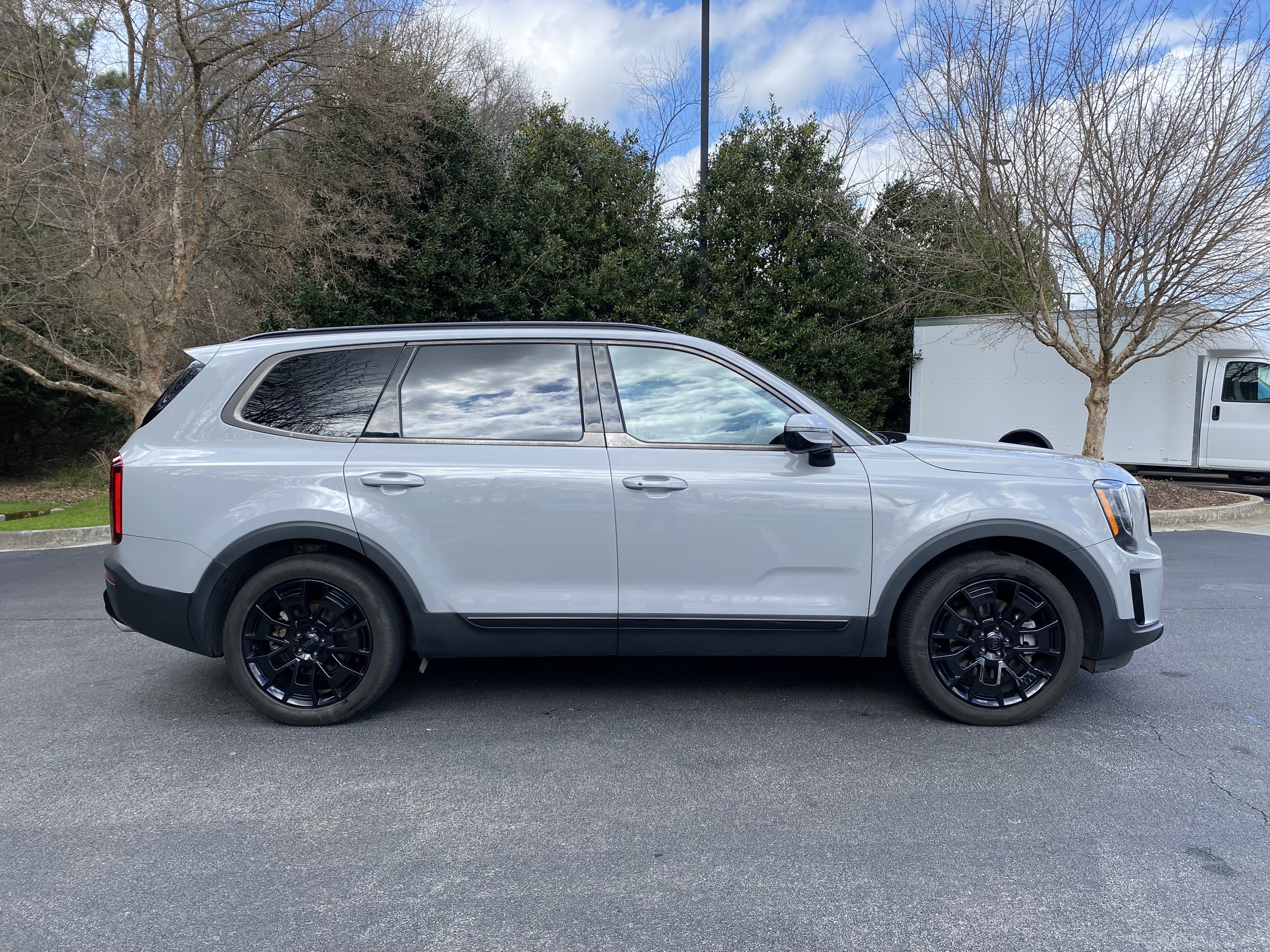 Used 2021 Kia Telluride SX w/ SX Prestige Package image 10