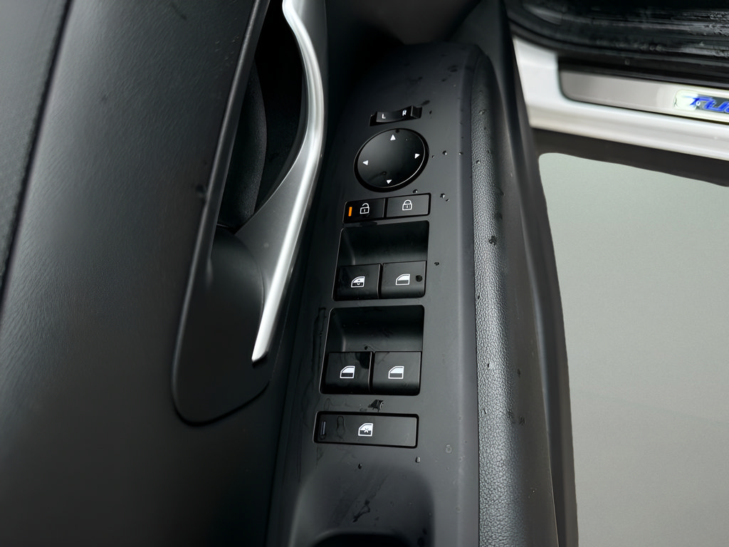 Certified 2026 Hyundai Tucson SE AWD/4WD image 17
