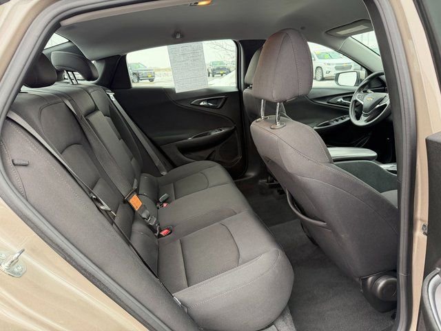 Used 2023 Chevrolet Malibu LT image 17