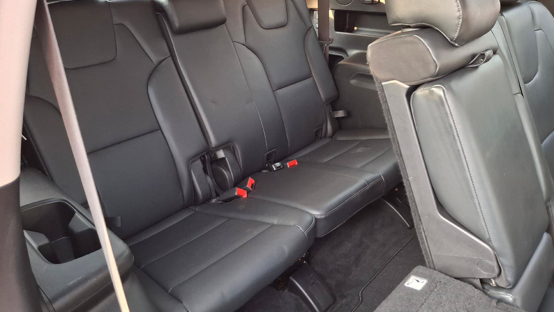 Used 2020 Kia Telluride LX AWD/4WD image 11