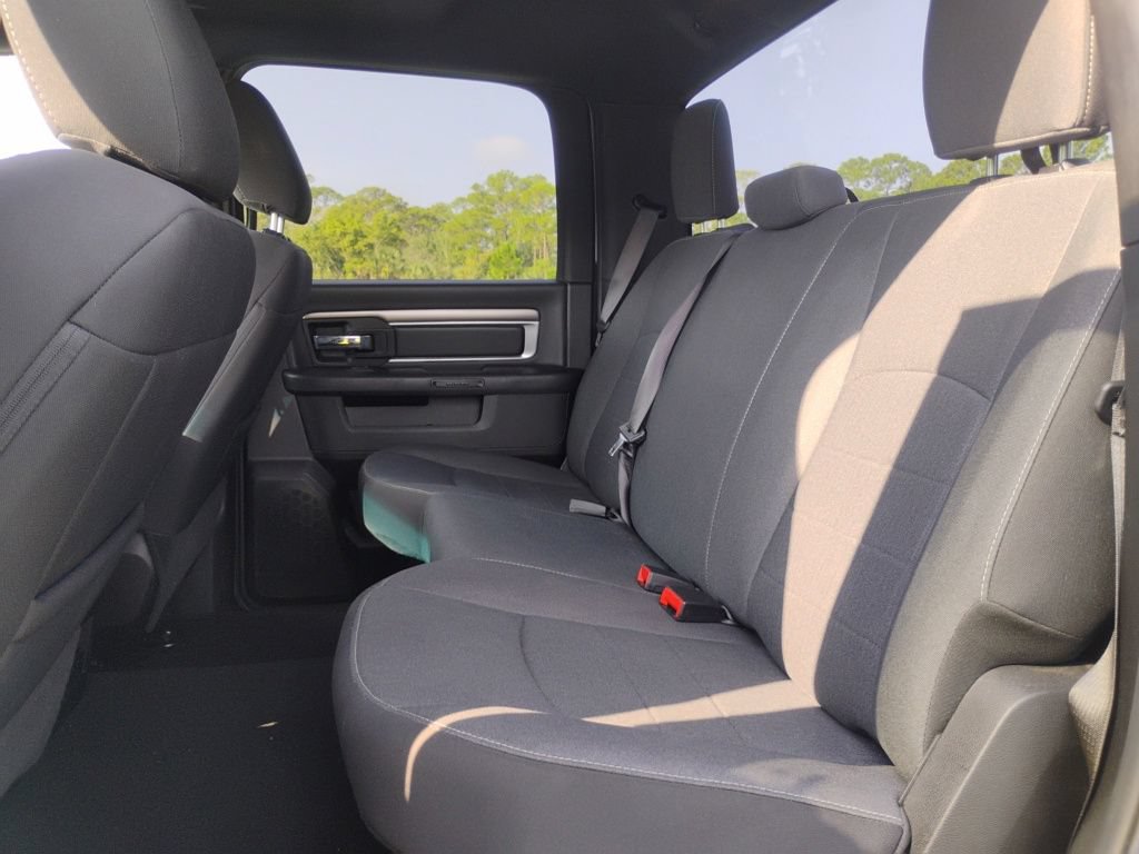 Certified 2024 RAM 1500 Warlock AWD/4WD image 11