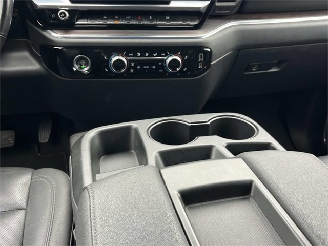 Used 2024 GMC Sierra 1500 SLT image 16