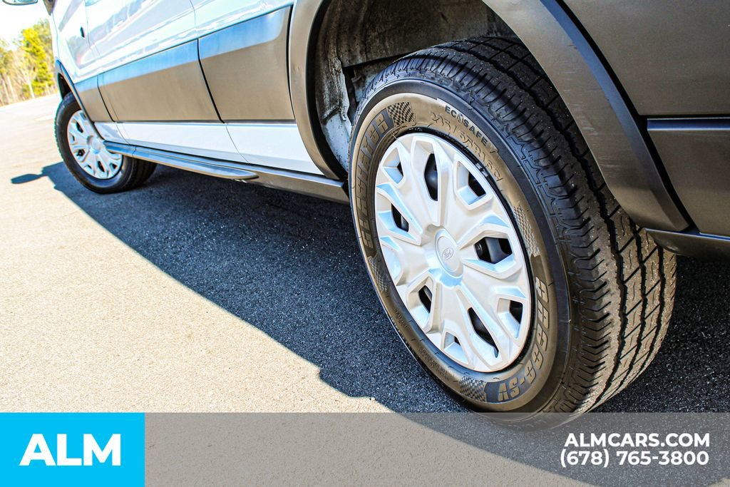 Used 2024 Ford Transit 350 XLT image 11