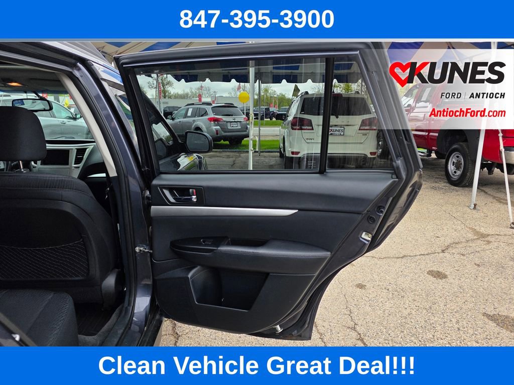 Used 2010 Subaru Outback 2.5i Premium AWD/4WD image 17