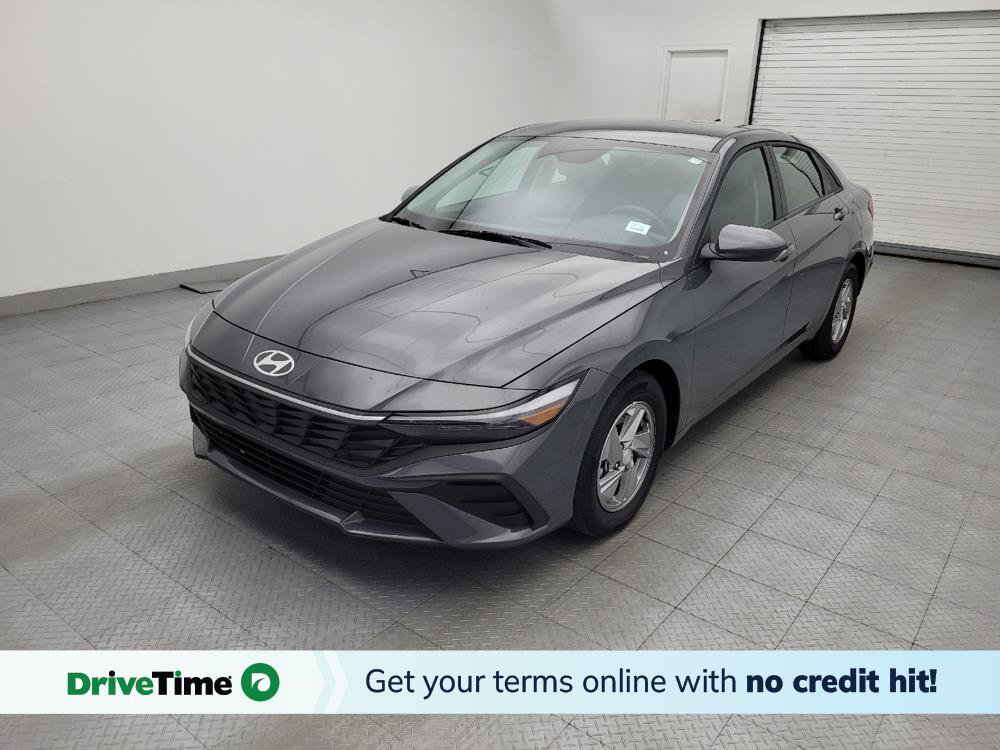 Used 2025 Hyundai Elantra SE FWD image 1