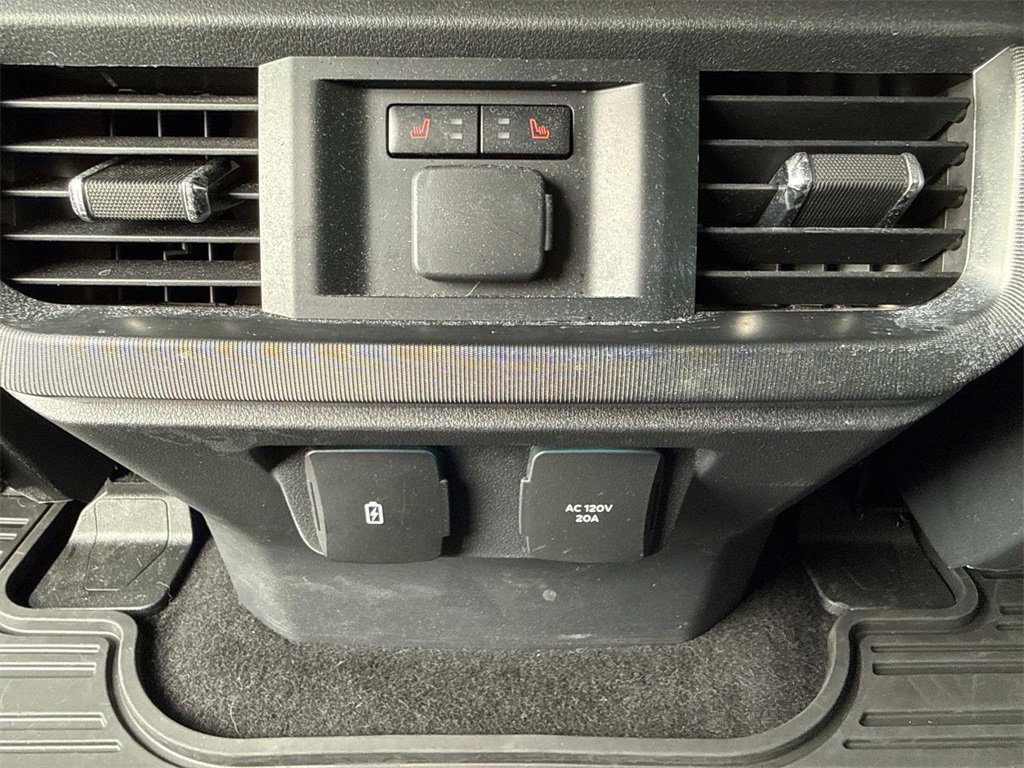 Used 2023 Ford F150 Platinum w/ Equipment Group 701A High image 25