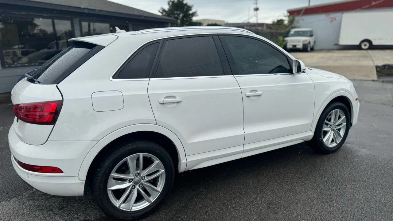 Used 2017 Audi Q3 2.0T Premium Plus w/ Premium Plus Package image 16