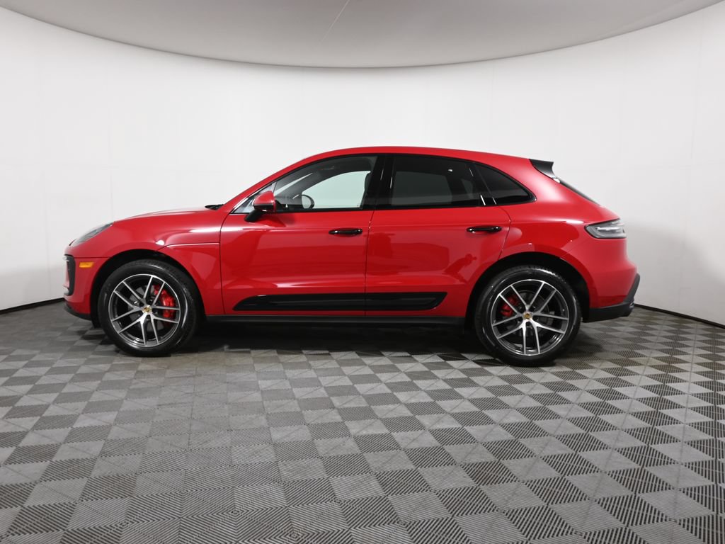 Used 2026 Porsche Macan S AWD/4WD image 2