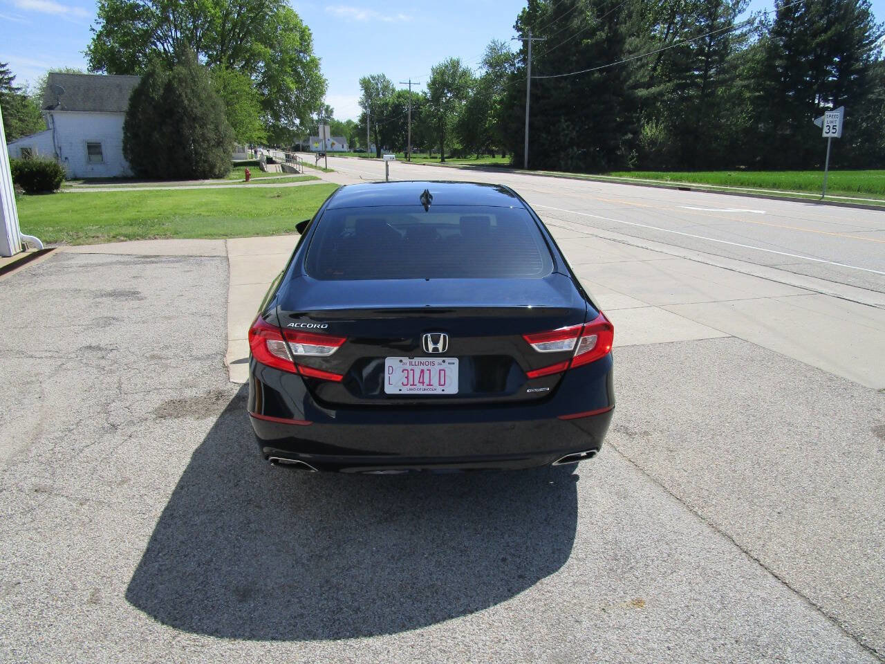 Used 2018 Honda Accord Touring image 4