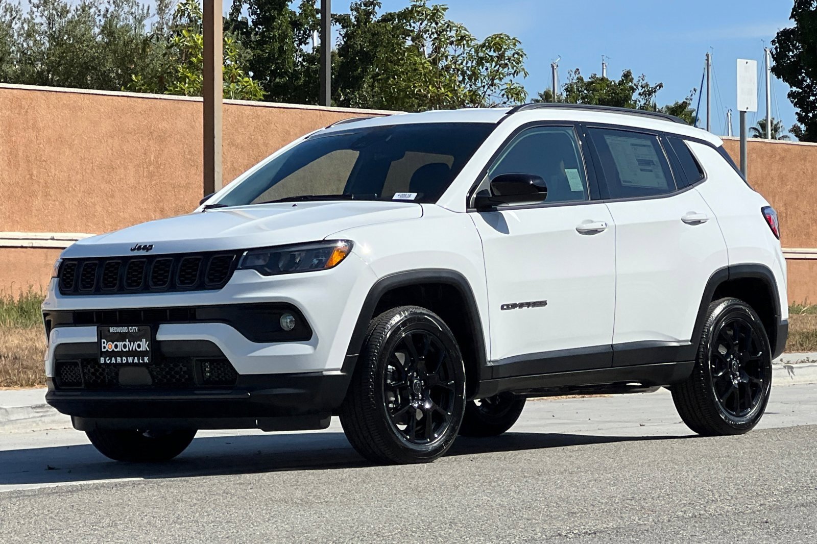 New 2026 Jeep Compass Latitude image 8