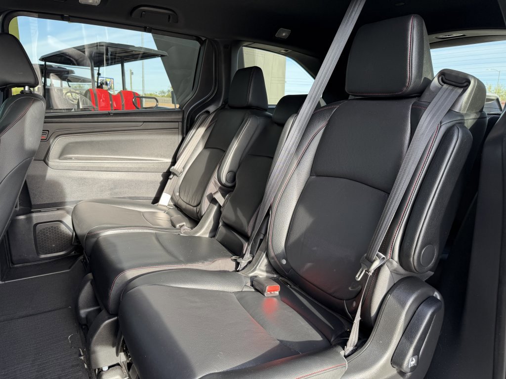 Used 2025 Honda Odyssey Sport-L image 31