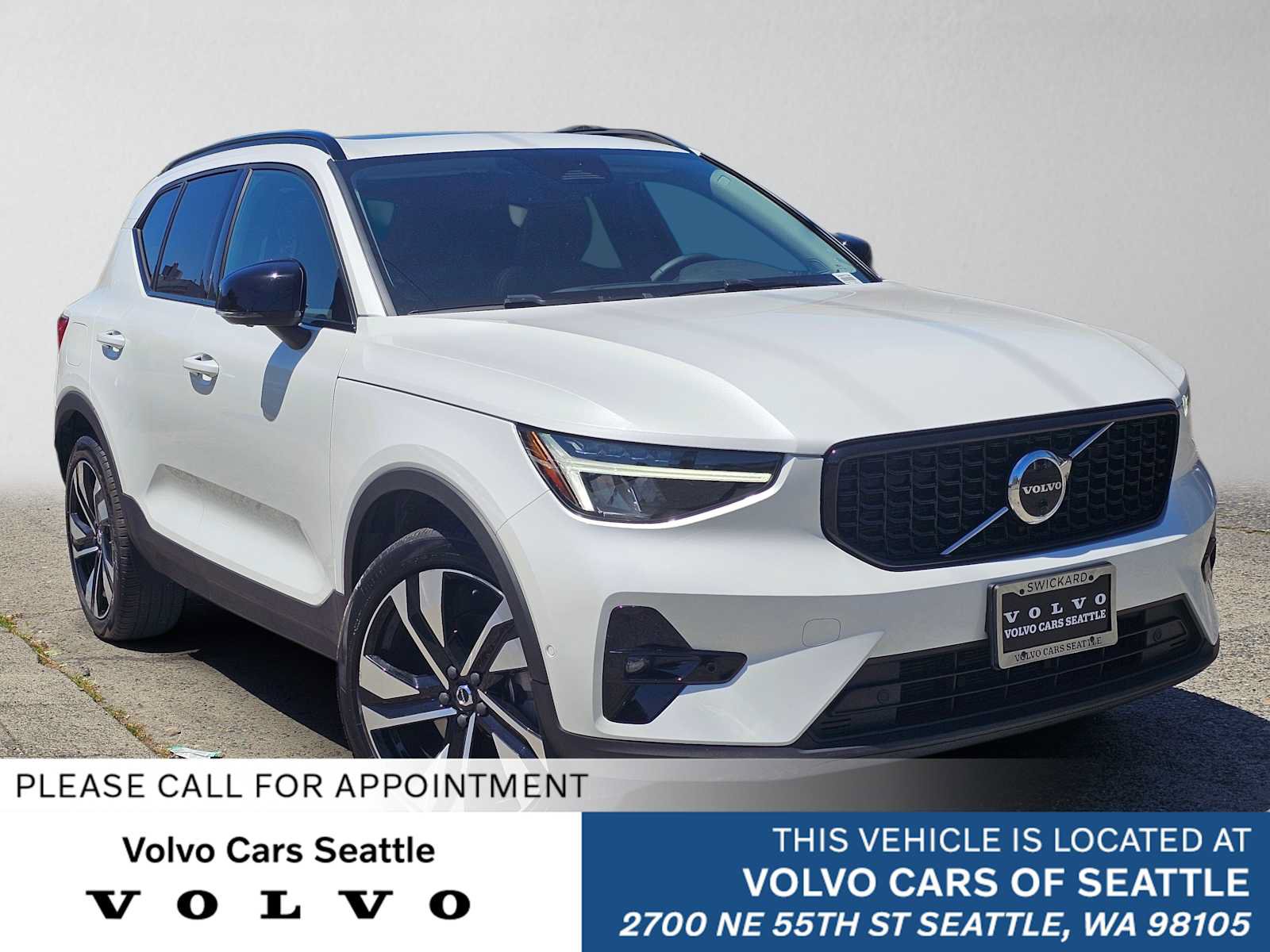 Certified 2023 Volvo XC40 B5 Plus w/ Protection Package Premier