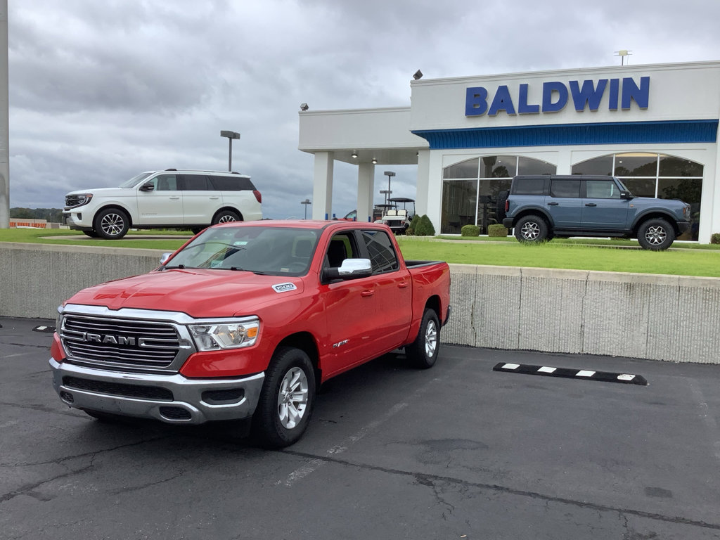 Used 2024 RAM 1500 Laramie image 3