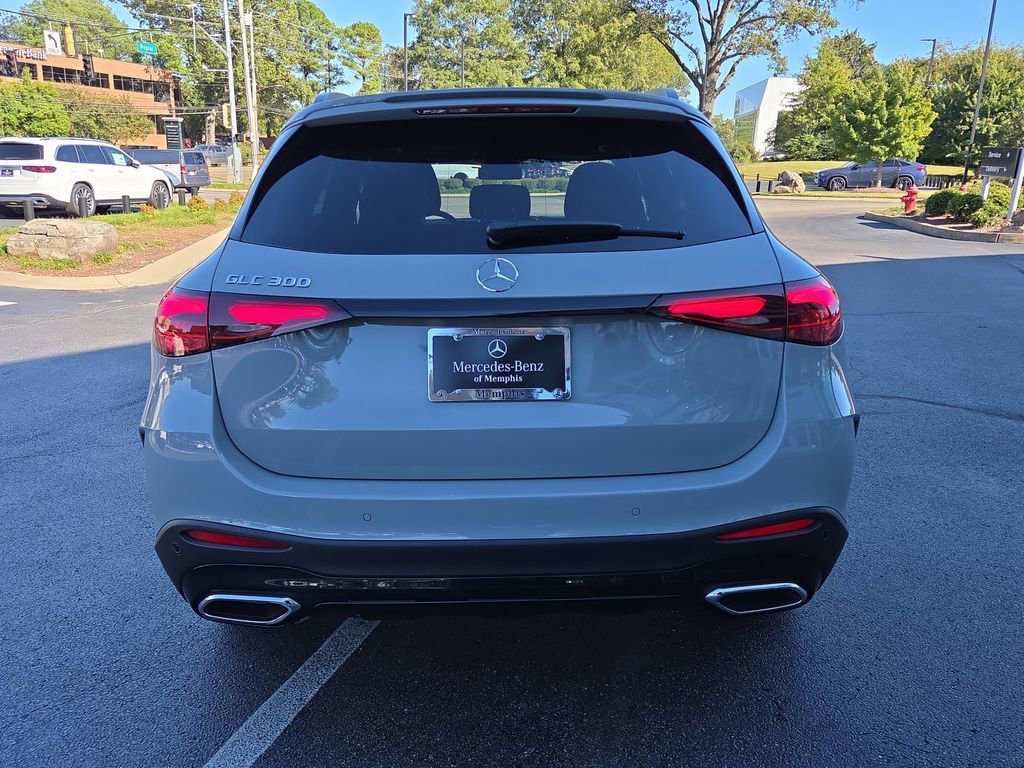 Certified 2026 Mercedes-Benz GLC 300 image 4