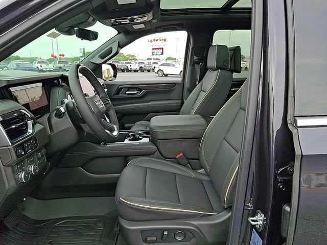 New 2026 GMC Yukon XL Elevation w/ Elevation Premium Package AWD/4WD image 9