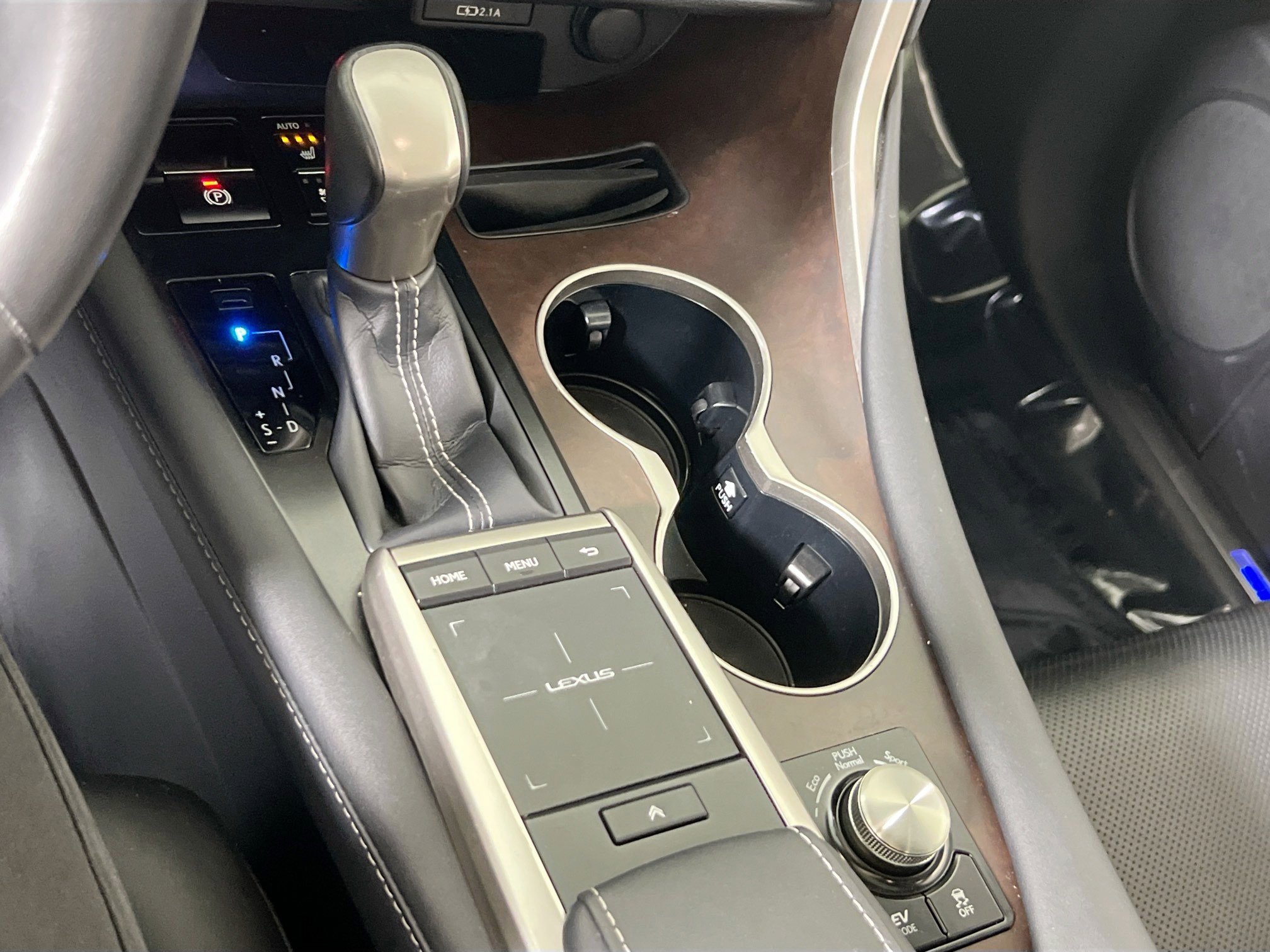 Used 2022 Lexus RX 450h AWD w/ Premium Package image 16