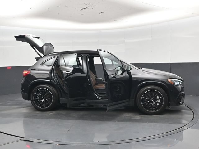 Used 2025 Mercedes-Benz GLA 35 AMG 4MATIC image 60