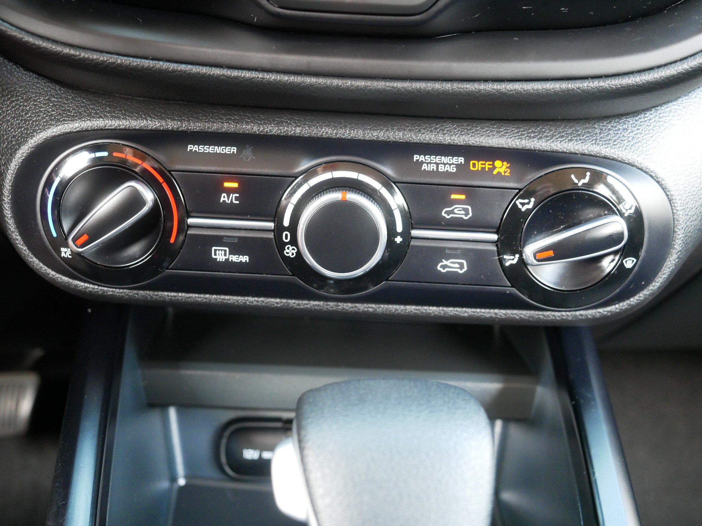 Certified 2024 Kia Soul LX w/ Option Group 015 FWD image 23