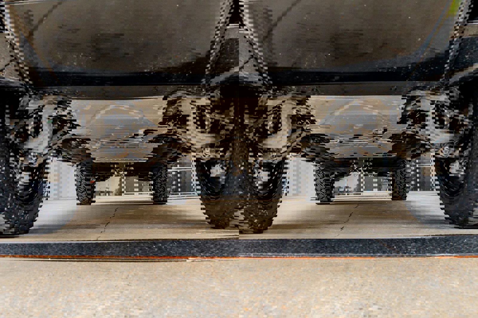 Used 2025 Land Rover Defender 130 V8 image 15