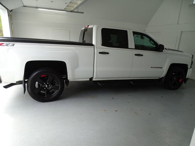 Used 2018 Chevrolet Silverado 1500 LTZ Z71 w/ Redline Edition AWD/4WD image 23