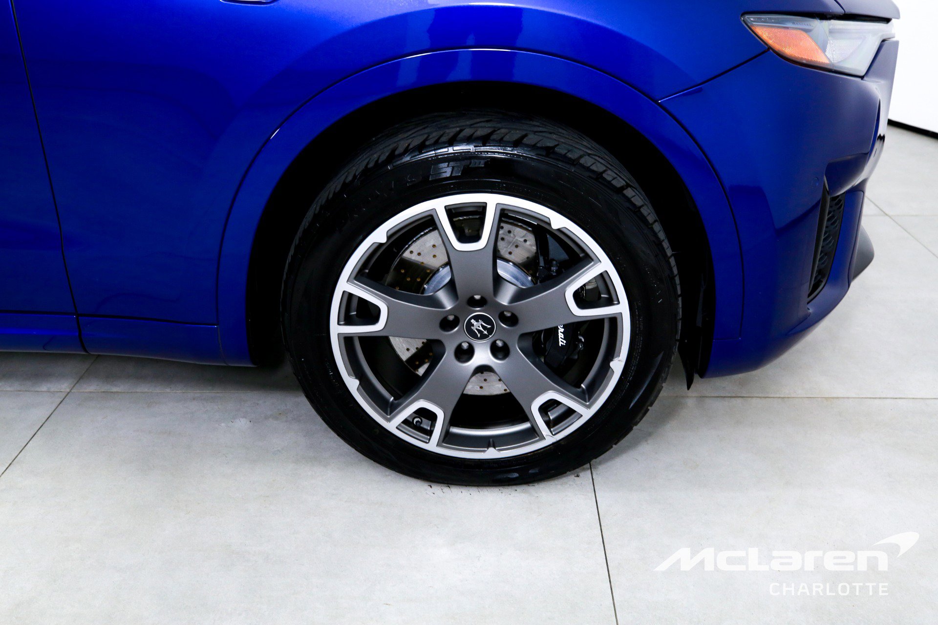 Used 2023 Maserati Levante Modena image 33