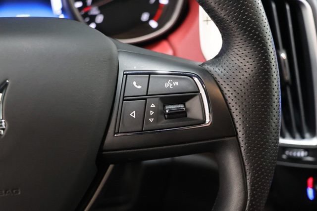Used 2020 Maserati Levante S GranSport AWD/4WD image 21