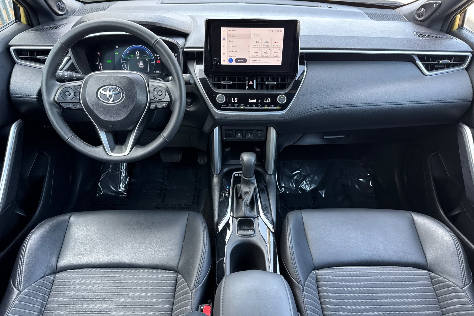 Used 2024 Toyota Corolla Cross AWD Hybrid w/ Convenience Package image 18