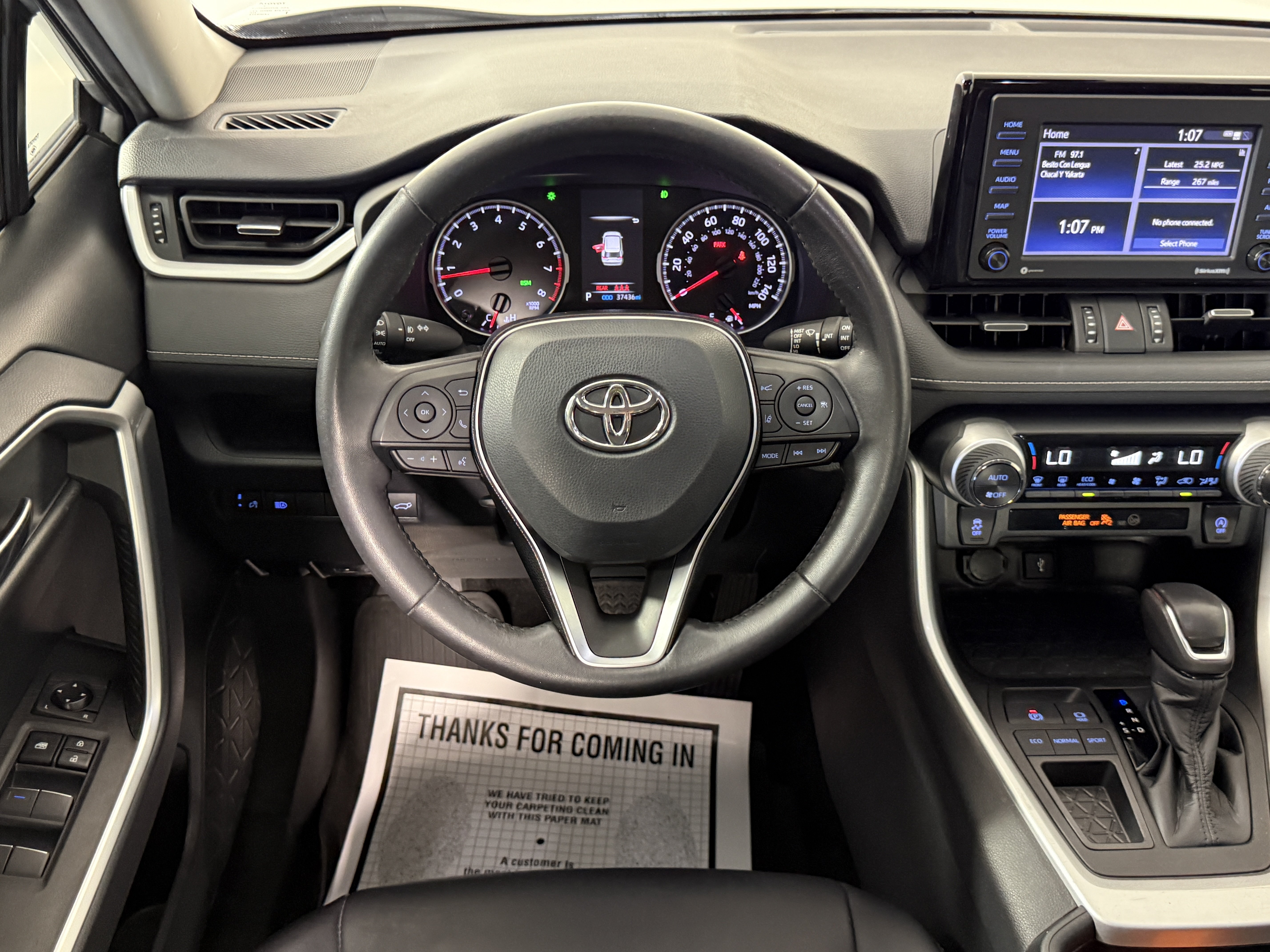 Used 2021 Toyota RAV4 XLE Premium FWD image 10