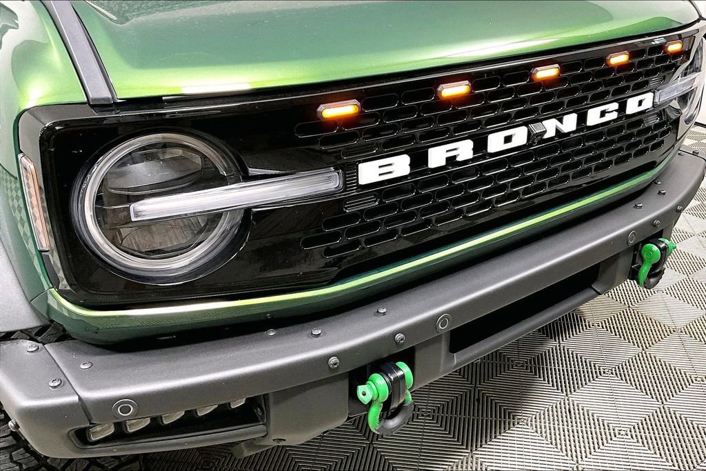 Used 2023 Ford Bronco Wildtrak image 30