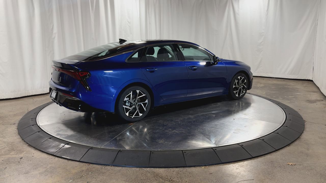 Used 2025 Kia K5 EX image 9
