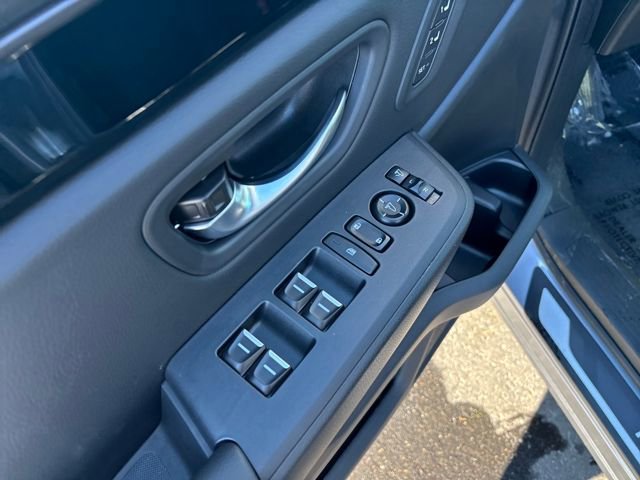 New 2025 Honda Pilot TrailSport image 11