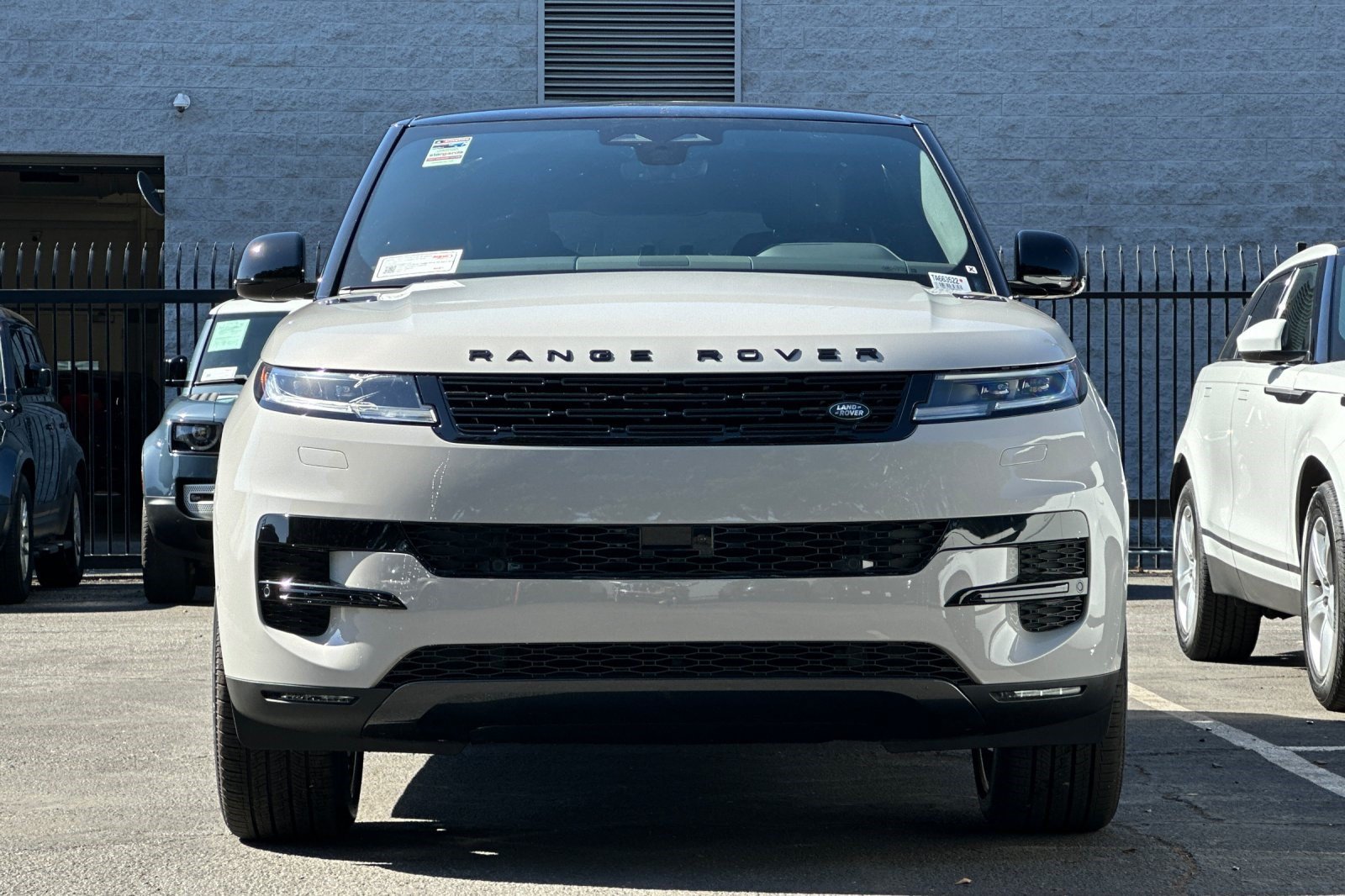 New 2026 Land Rover Range Rover Sport SE AWD/4WD image 5