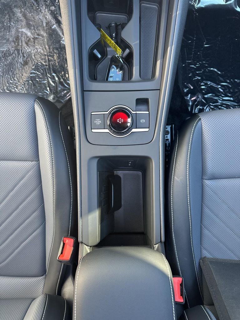 New 2026 Volkswagen Tiguan SE R-Line image 26