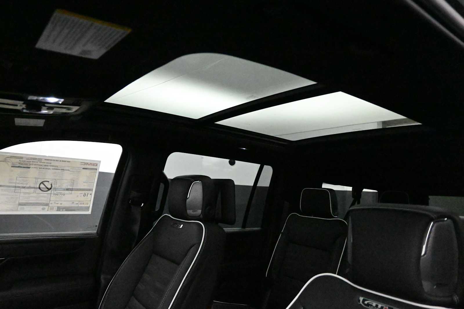 New 2026 GMC Yukon XL AT4 Ultimate w/ LPO, Floor Liner Package AWD/4WD image 22