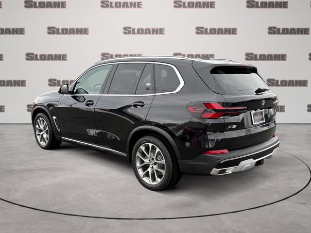 New 2026 BMW X5 xDrive40i w/ Climate Comfort Package AWD/4WD image 3