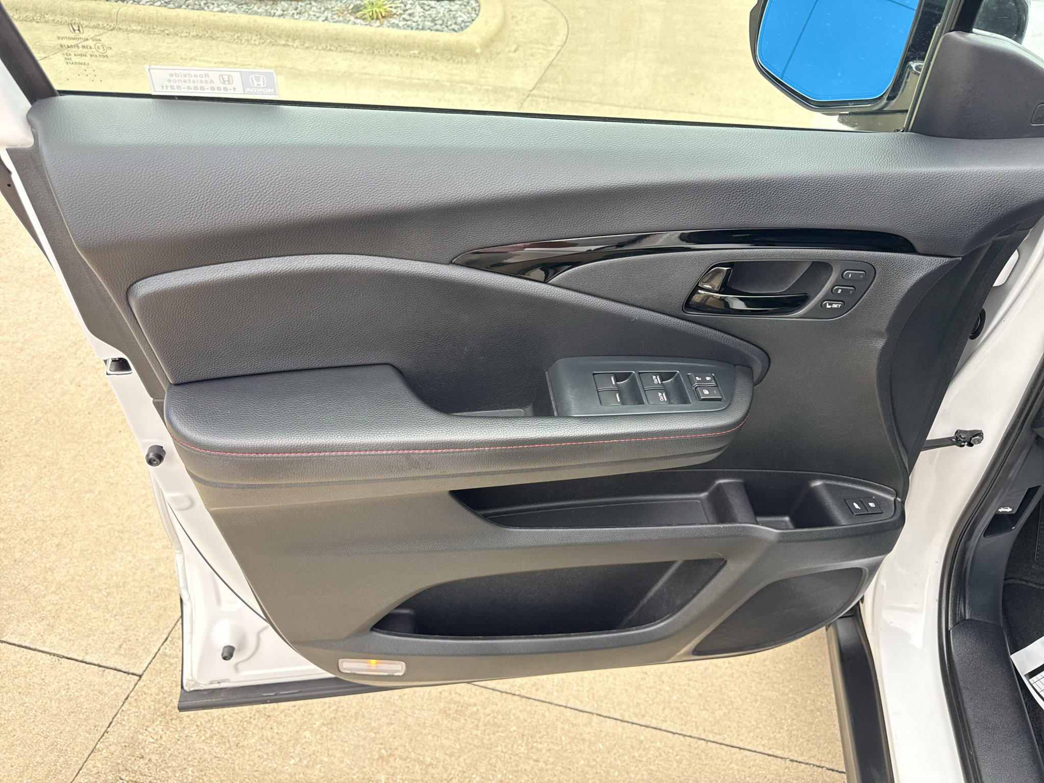 Used 2024 Honda Passport Black Edition image 21