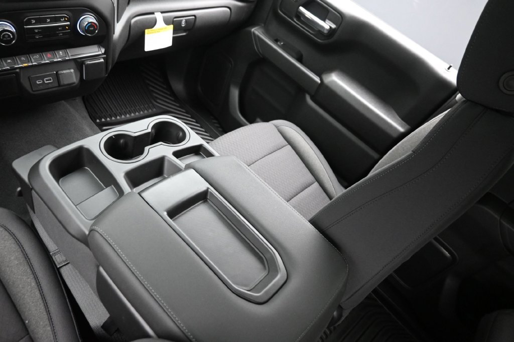 New 2026 Chevrolet Silverado 1500 Custom AWD/4WD image 15