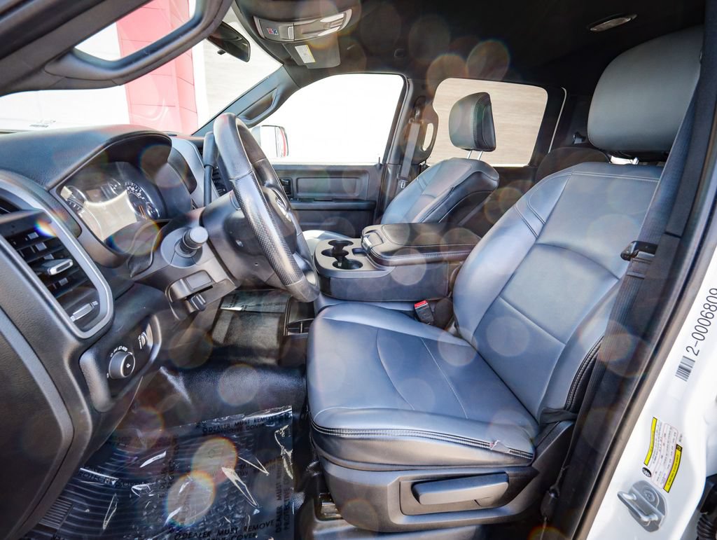 Used 2022 RAM 2500 Tradesman w/ Chrome Appearance Group AWD/4WD image 13