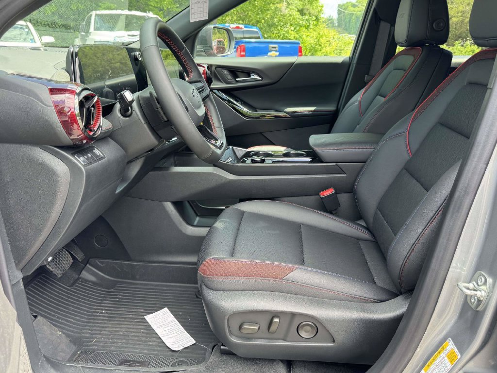 New 2026 Chevrolet Equinox RS w/ Safety and Technology Package FWD image 20