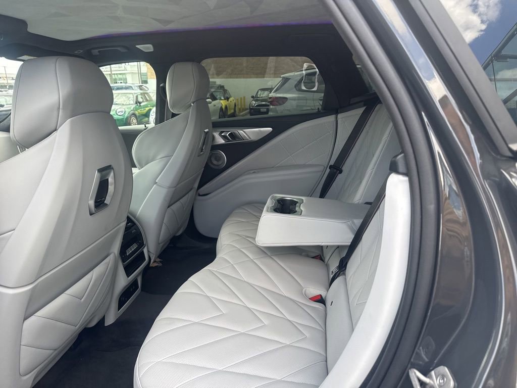 Used 2026 BMW XM Label Red AWD/4WD image 13