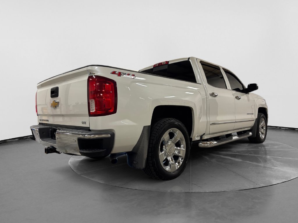 Used 2018 Chevrolet Silverado 1500 LTZ w/ Sport Package AWD/4WD image 28
