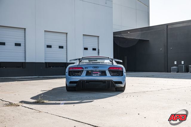 Used 2018 Audi R8 V10 w/ Premium Package image 13