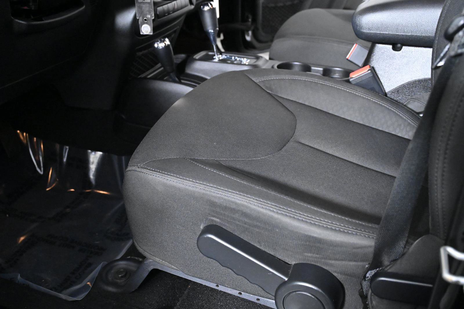 Used 2016 Jeep Wrangler Unlimited Sport w/ Quick Order Package 24S image 21