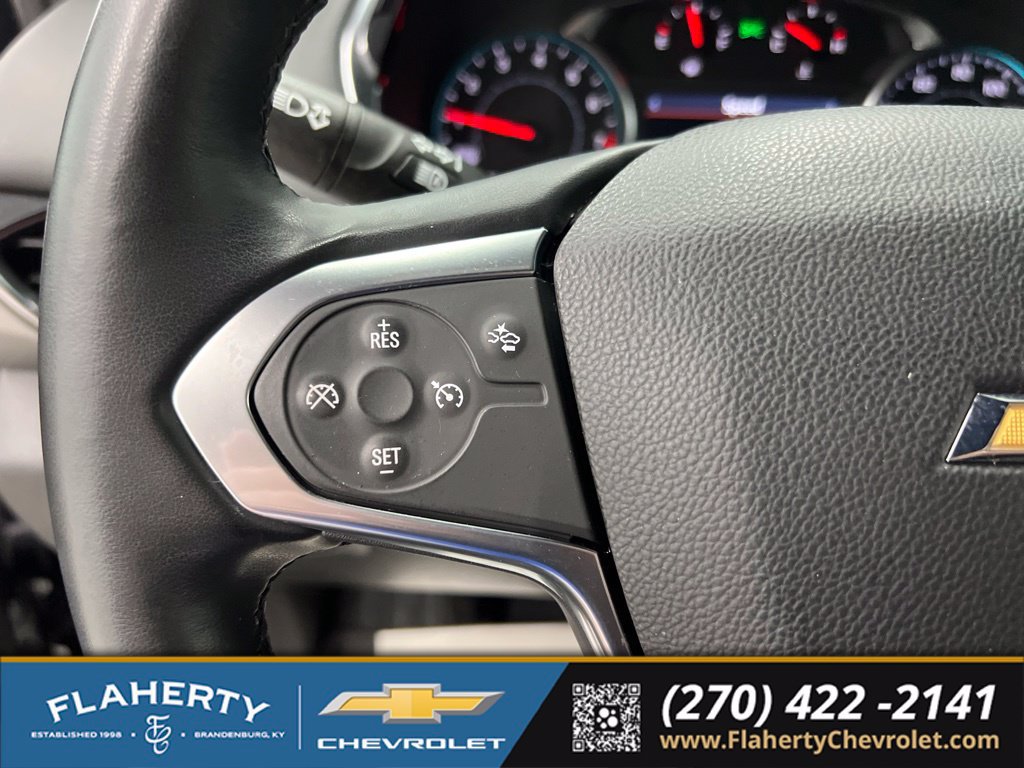 Used 2023 Chevrolet Traverse LT FWD image 25